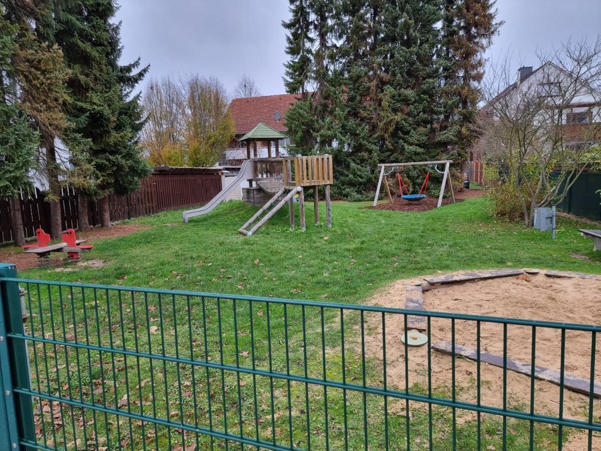 Gaestehaus-Ferienwohnung-Appartement Mit Terrasse - Naehe Kliniken/ Herzzentrum Bad Oeynhausen Exteriör bild