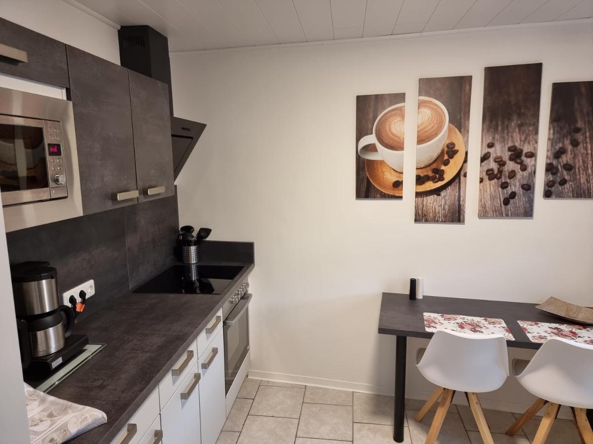 Gaestehaus-Ferienwohnung-Appartement Mit Terrasse - Naehe Kliniken/ Herzzentrum Bad Oeynhausen Exteriör bild