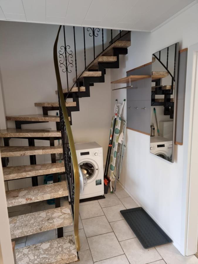 Gaestehaus-Ferienwohnung-Appartement Mit Terrasse - Naehe Kliniken/ Herzzentrum Bad Oeynhausen Exteriör bild